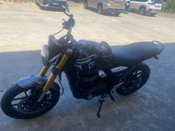 2023 Triumph SPEED 400 Black