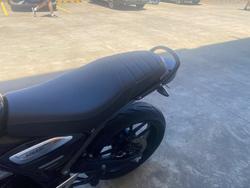 2023 Triumph SPEED 400 Black