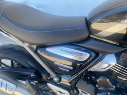 2023 Triumph SPEED 400 Black