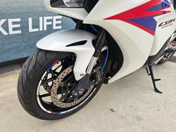 2012 Honda CBR1000RR (FIREBLADE) White