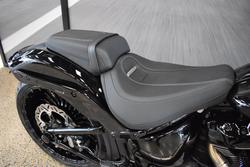 2025 Harley-davidson FXBR BREAKOUT (117) VIVID BLACK