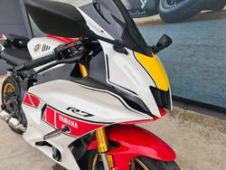 2022 Yamaha YZF-R7LA White