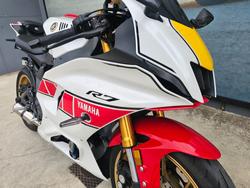 2022 Yamaha YZF-R7LA White