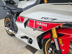 2022 Yamaha YZF-R7LA White