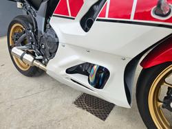 2022 Yamaha YZF-R7LA White