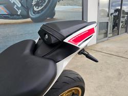 2022 Yamaha YZF-R7LA White