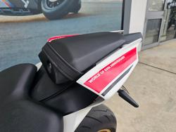 2022 Yamaha YZF-R7LA White