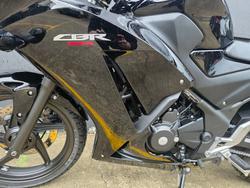 2016 Honda CBR300R BLACK