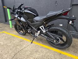 2016 Honda CBR300R BLACK