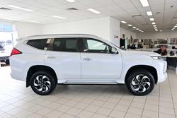 2024 Mitsubishi Pajero Sport GLS