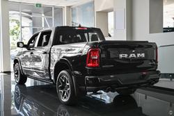 2025 RAM 1500 Laramie Sport Hurricane SO RamBox DT MY25 4X4 Dual Range Diamond Black