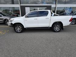 2019 Toyota Hilux SR5