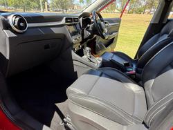 2022 MG ZS Excite AZS1 MY22 Diamond Red