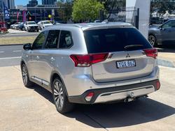 2018 Mitsubishi Outlander ES ADAS