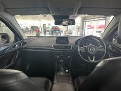 2018 Mazda 3 SP25 GT