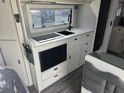 2025 JB Caravans Gator-X Ev 17'10 Fd Cafe