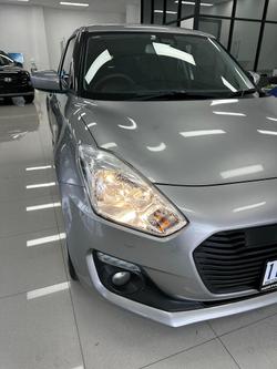 2017 Suzuki Swift GL Navigator AZ Premium Silver
