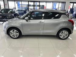 2017 Suzuki Swift GL Navigator AZ Premium Silver