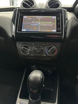 2017 Suzuki Swift GL Navigator AZ Premium Silver