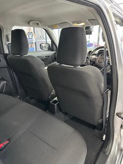 2017 Suzuki Swift GL Navigator AZ Premium Silver