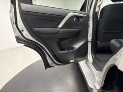 2021 Mitsubishi Pajero Sport GLX