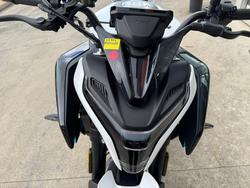 2025 CFMOTO 2025 CF MOTO 675CC 675NK ABS Glacier White