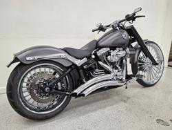 2017 Harley-davidson FXSB SOFTAIL BREAKOUT grey