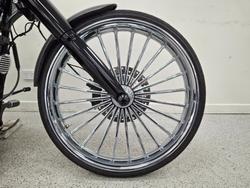 2017 Harley-davidson FXSB SOFTAIL BREAKOUT grey