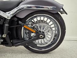 2017 Harley-davidson FXSB SOFTAIL BREAKOUT grey