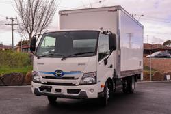 2024 Hino 300 616 Hybrid Pantech White