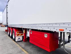 2016 Southern Cross
                32 Pallet -28 Freezer Double Stacker 