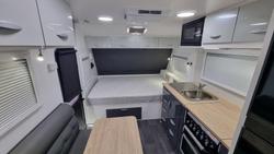 2023 Supreme Classic Tourer