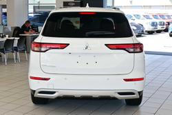 2024 Mitsubishi Outlander LS