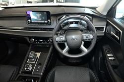 2024 Mitsubishi Outlander ES