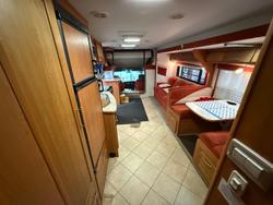 2009 Winnebago Longreach