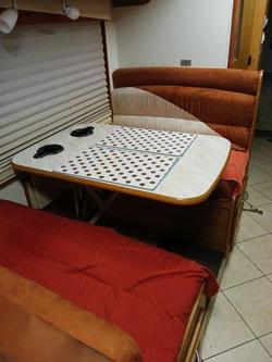 2009 Winnebago Longreach