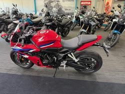 2025 Honda CBR650R E-Clutch CBR 650 Red