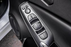 2025 Nissan JUKE ST+ F16 MY25 Pearl White