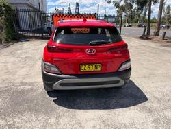 2021 HYUNDAI KONA (FWD)