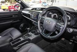 2020 Toyota Hilux Rugged X