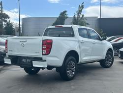 2024 Mazda BT-50 XT