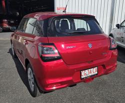 2025 Suzuki Swift Hybrid UZ Burning Red