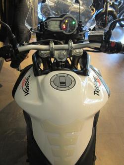 2011 Triumph Tiger 800 ABS Tiger White