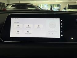 2025 GWM Ora Lux ES11 Hamilton White / Black Roof