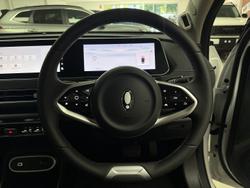 2025 GWM Ora Lux ES11 Hamilton White / Black Roof