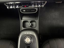 2025 GWM Ora Lux ES11 Hamilton White / Black Roof