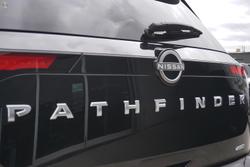 2024 Nissan Pathfinder Ti-L R53 MY24 4X4 On Demand Super Black