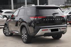 2024 Nissan Pathfinder Ti-L R53 MY24 4X4 On Demand Super Black