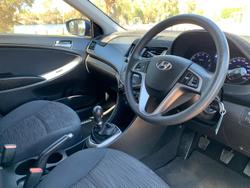 2016 Hyundai Accent Active