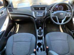 2016 Hyundai Accent Active